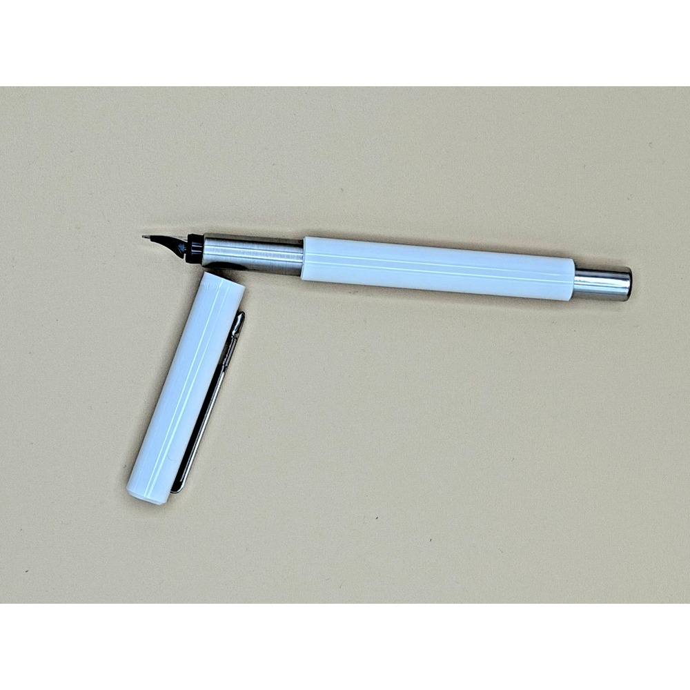 Parker Vector White Fountain Pen Chrome Trim Stainless Steel Nib